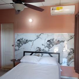 Hostal familiar M&M los algarrobos, hotel in Los Algarrobos