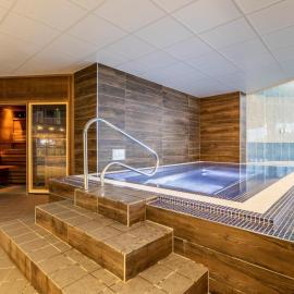 2 Bed in Saltash oc-87712, hotel in St. Mellion
