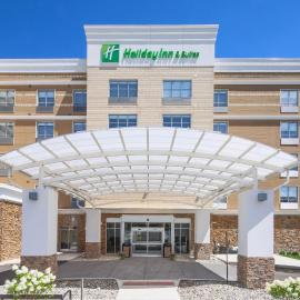 Holiday Inn & Suites Detroit - Troy by IHG, hotel i Troy