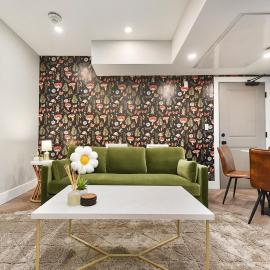 HostWise Stays - King Beds, Park Free, Great Walk Score, hotel din Pittsburgh