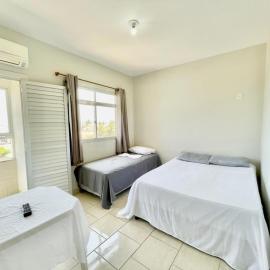 Pousada Shalom Adonai-1, hotel in Guarapari