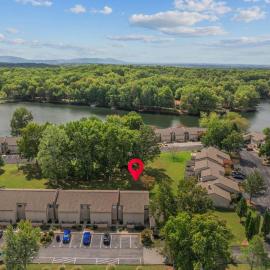 Lakeview Condo in the Heart of Fairfield Glade 2BR One and a Half Baths, מלון בקרוסוויל