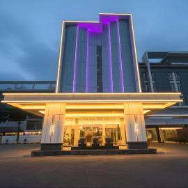 Yasmin Hotel Karawaci: Tangerang şehrinde bir otel