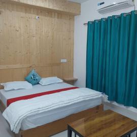 Hotel Dharam Ganga – hotel w mieście Uttarkāshi