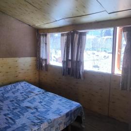 Spicydelic stay and best cafe, hotel in Kalgha