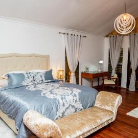The Sissing Santuary โรงแรมในHereford