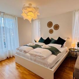 Mountainview Apartment - Central - Family - Hiking - Lake and Mountains, hotell i Schwyz