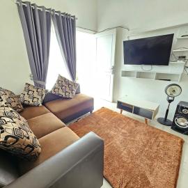 Vila Keluarga 3 Kamar dengan Kolam Air Panas Dekat Jatim Park 4 Baloga, hotel en Batu