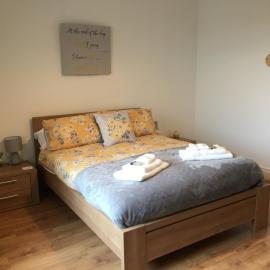 Binnian View Apartment - Sleeps 4