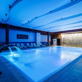 Apartamenty Baltic Horst Basen & Restauracja, Hotel in Niechorze