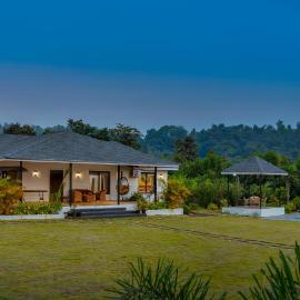 SaffronStays Green Lawns โรงแรมในPali