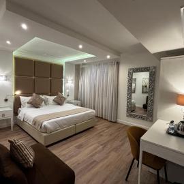 Osborne Hotel, מלון בולטה