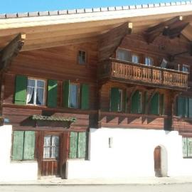 Apartment Mannried 2 1-2-Zimmerwohnung Rustikal by Interhome, hotel in Zweisimmen