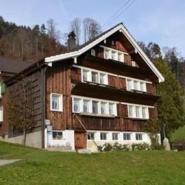 Apartment Breiten by Interhome, viešbutis mieste Brunnadern