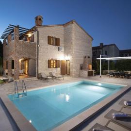 Holiday Home Villa Paradis 13 by Interhome, hotel a Butkovići