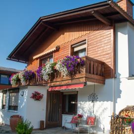 Apartment Moderne Wohnung in Pöls mit großer Terrasse by Interhome, ξενοδοχείο σε Pöls