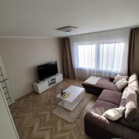 Barons Street Apartment, hotel Dobelében