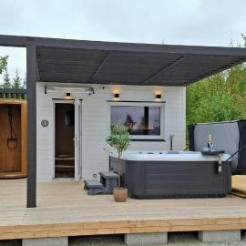 Modern Lake House With Spa At Lake Barken, hotel din Söderbärke