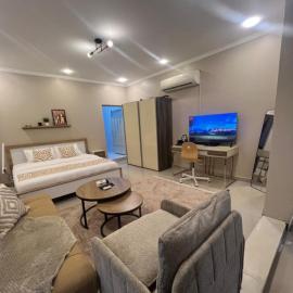 استيديو الفيصل: Zahran şehrinde bir otel