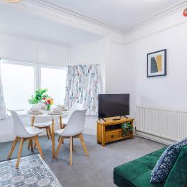 Leamington Spa's Gem - Free Parking, Netflix, Prime & Disney