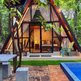 Kandy Little White House Cabana with Private Pool – hotel w mieście Kandy