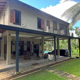 Cinnamonhouse Villa、Poregedaraのホテル