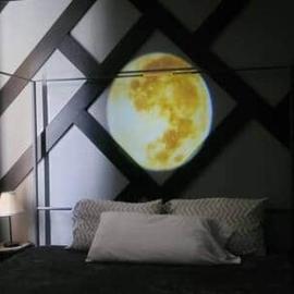 Entire Property! MicroLux Micro Hotel, ξενοδοχείο σε Royal Oak