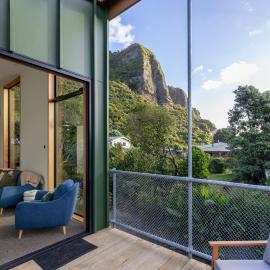 Trails End - Architectually designed retreat