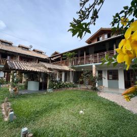 Pousada Território da Paz Praia da Ferrugem, hotel en Garopaba