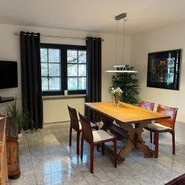 1 A Ferienwohnung im Dreiländereck D-F-CH mit beheizbarem kleinem überdachtem Pool auf der privaten Terasse, hotel u gradu Hausen