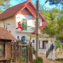 Thalia Home Măng Đen, hotel u gradu Kon Plong