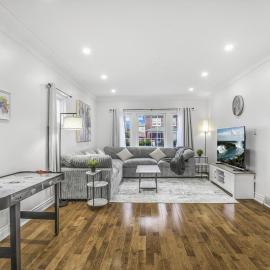 Romeo & Juliet Niagara Retreat - Clifton Hill