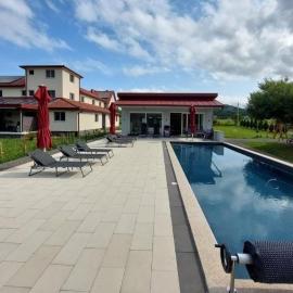Apartments with swimming pool Otocac, Velebit - 24987, hotel a Otočac
