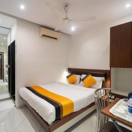 Itsy Hotels Rexton Inn, hotel u Mumbaiju