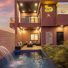 StayVista at Terra Vista with Pool, Lawn, BBQ, hotel in Jaipur