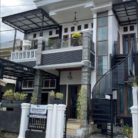 Utama Guest House Kuta Alam, hotel Banda Acehben