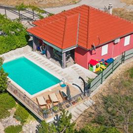 Holiday Home Helga - Makarska