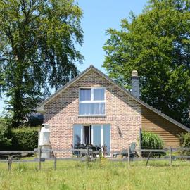 Family Home in Sourbrodt, Hotel in Sourbrodt