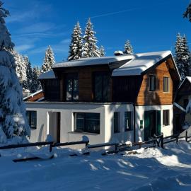 Chalet Pahulja, hotel Jahorinában