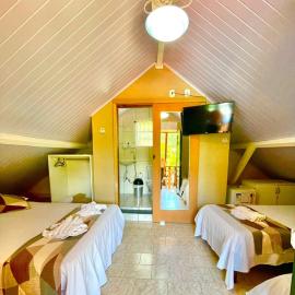 Pousada Villa Três, hotel in Serra Negra