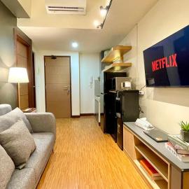 Promo!! Unit Baru 2 Kamartidur Apartment Vida View Makassar, hotel en Pampang
