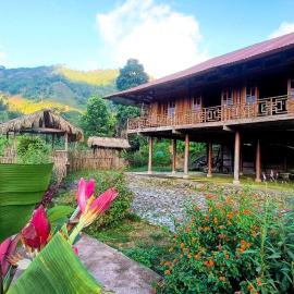 Bản Liền Homestay Vàng A Bình, hotel in Bắc Hà