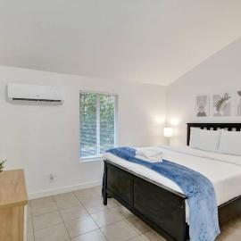 Tropical Oasis Studio w Pool, hotel in Fort Lauderdale