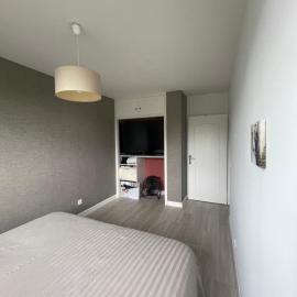 Chambre cosy dans superbe appartement tout équipé cher habitant, hotel Lormont-ban