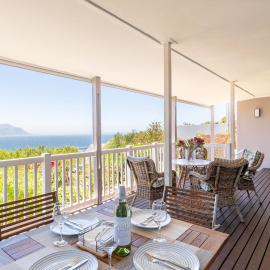 Bay Beach Vista-Two Suites with Deck and Sea views