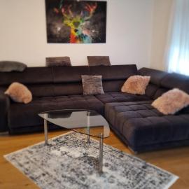 Ferienwohnung Claudia Alt-Ossiach: Altossiach şehrinde bir otel