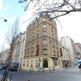 Au Fleuri hotel
