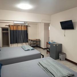 Doctor Thanut Hostel, hotel in Ubon Ratchathani