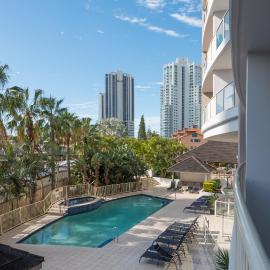 Broadbeach Savannah Resort