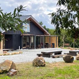 ホテルB-Stone Garden, hotel in Imazu